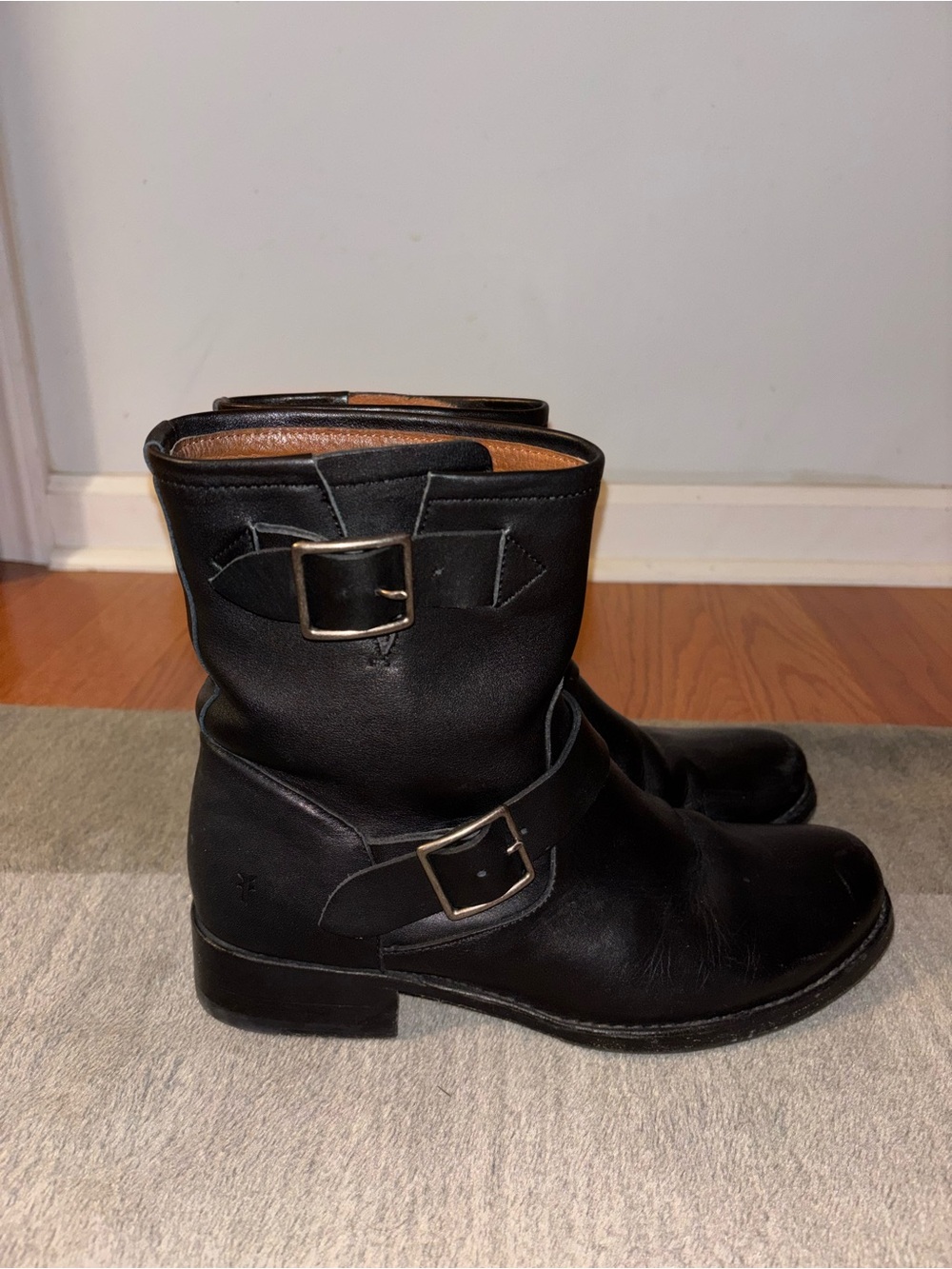 Frye Women’s Black Leather Vicky Engineer Boots, size 9.5